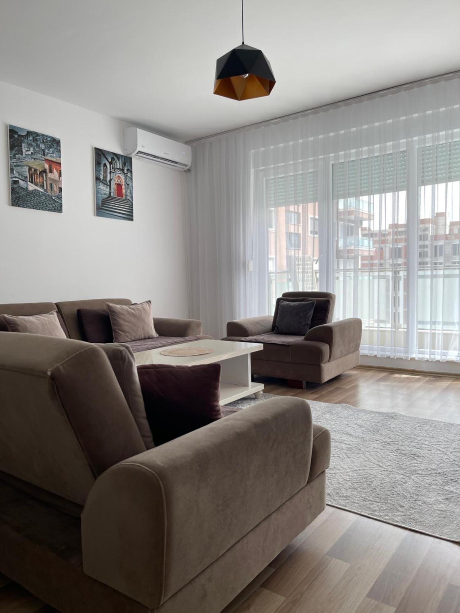 Entire Apartment - Near The Center Priština Exteriér fotografie